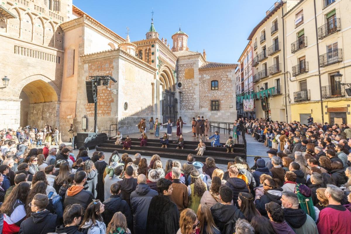 Así está siendo la jornada grande de las Bodas de Isabel en Teruel
