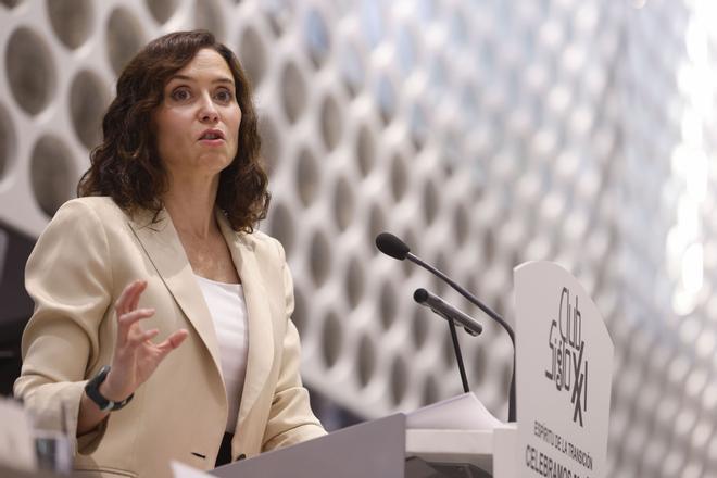 Ayuso continúa apretando con la ley de nietos: "¿Están intentando nacionalizar socialistas?"