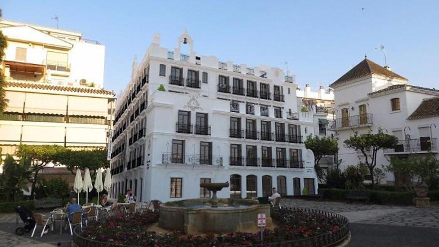 Recreación de cómo será el hotel de cuatro estrellas Maravilla Palace, en la plaza de Las Flores de Estepona.