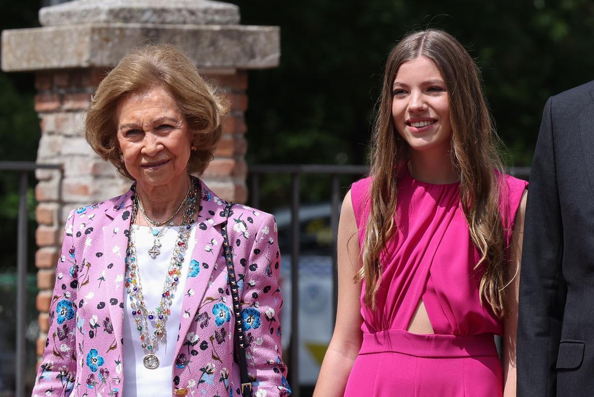 La infanta Sofía recibe la confirmación