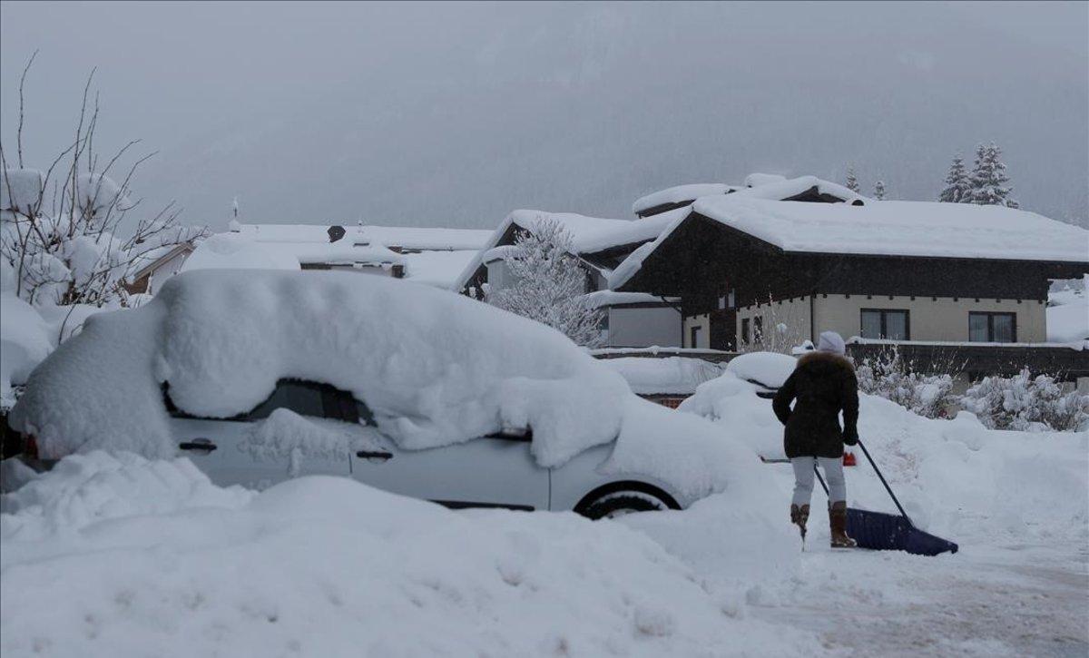 Intensas nevadas en Flachau, Austria.