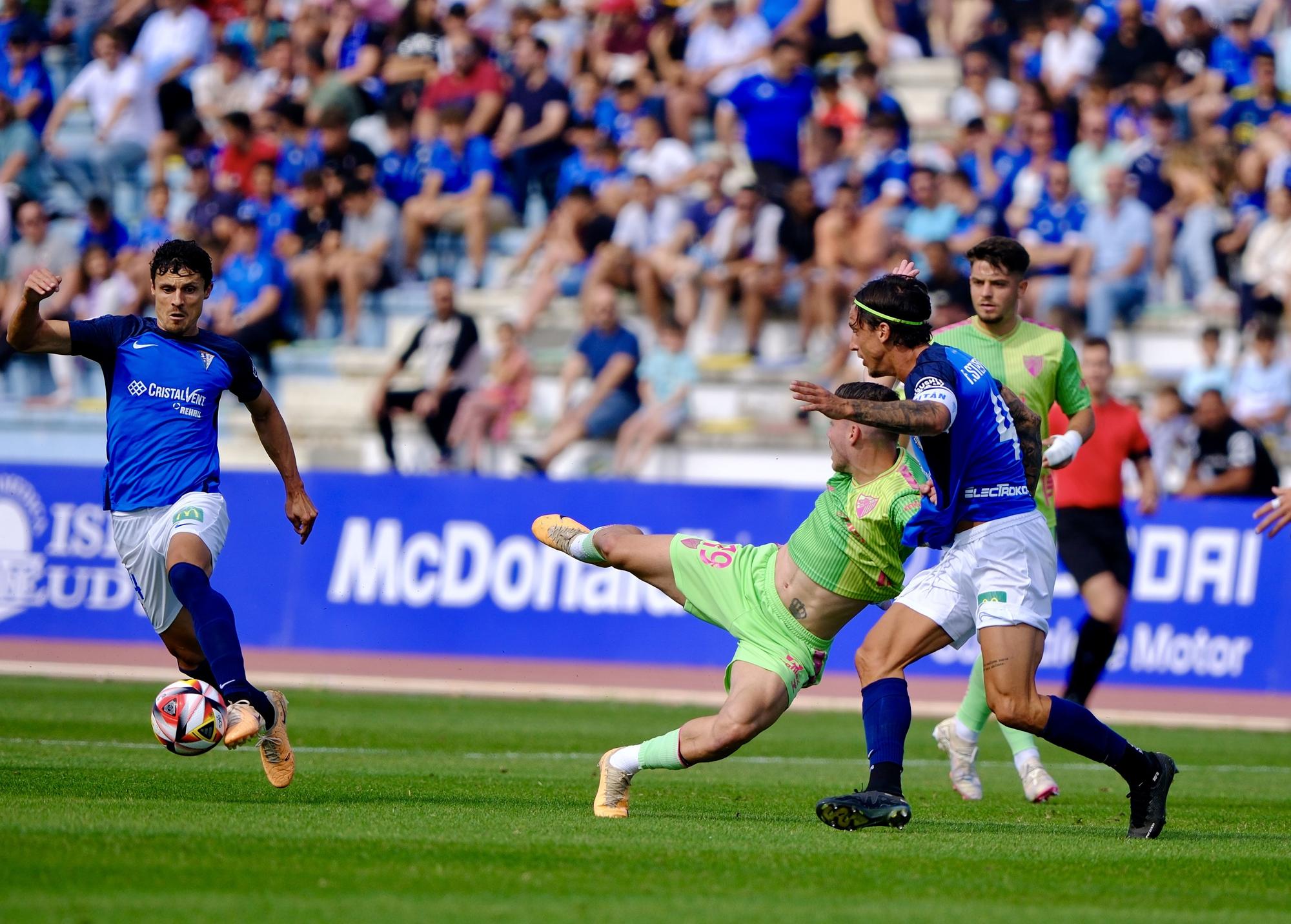 San Fernando CD y Málaga CF se reparten los puntos en el duelo que les ha enfrentado este domingo en la ciudad gaditana