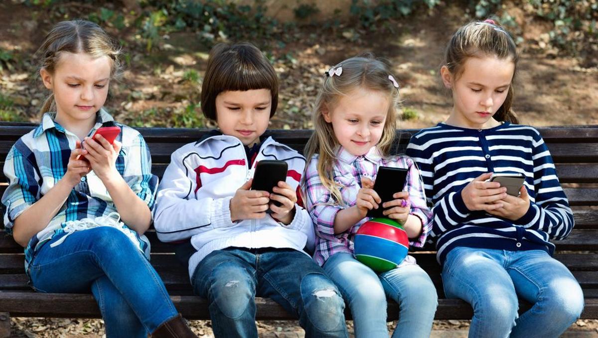 Los niños y el móvil