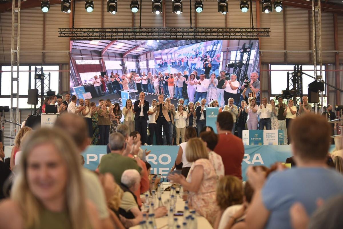 Primero Canarias reúne a 2.000 personas en su primer encuentro de militantes y simpatizantes Primero Canarias reúne a 2.000 personas en su primer encuentro de militantes y simpatizantes