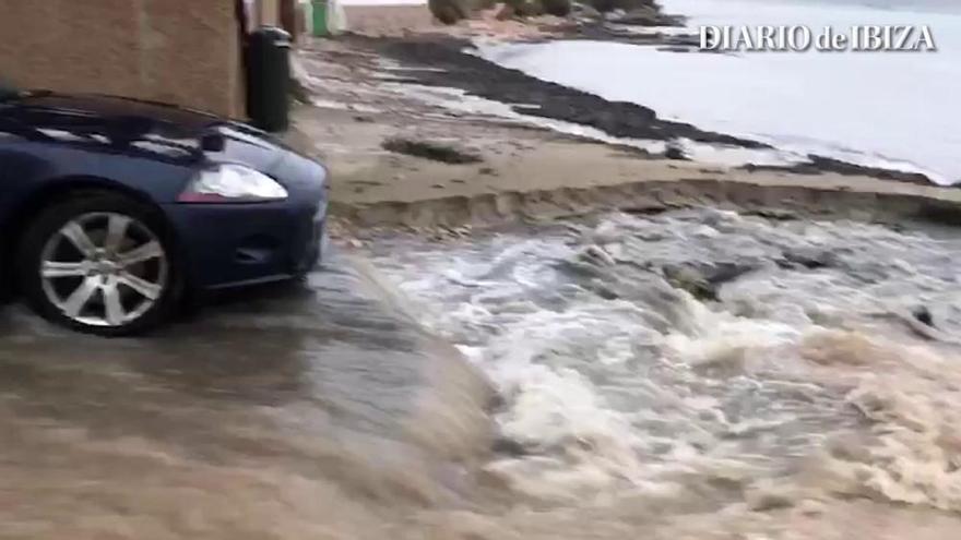 Ibiza, inundada y colapsada por la lluvia