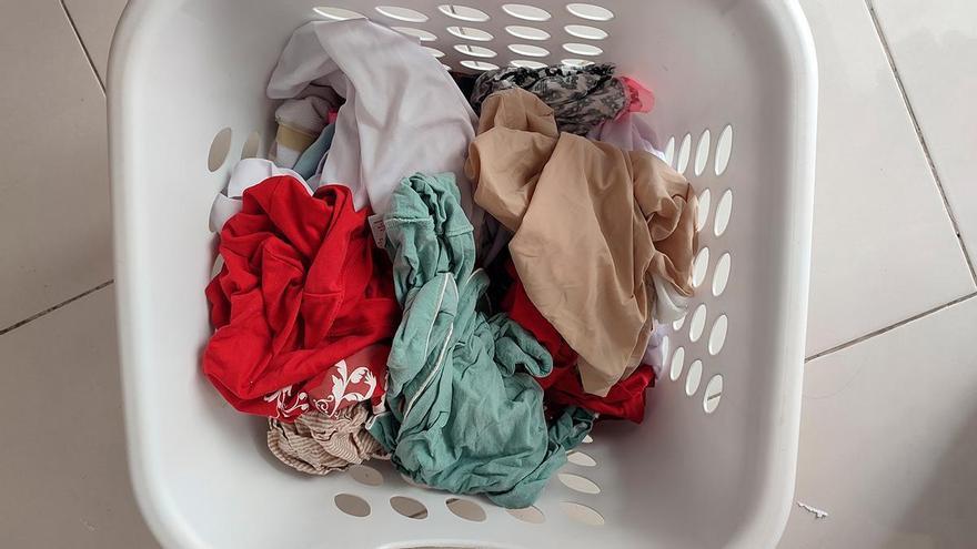 Laurel’s trick to restore clothes to their original color