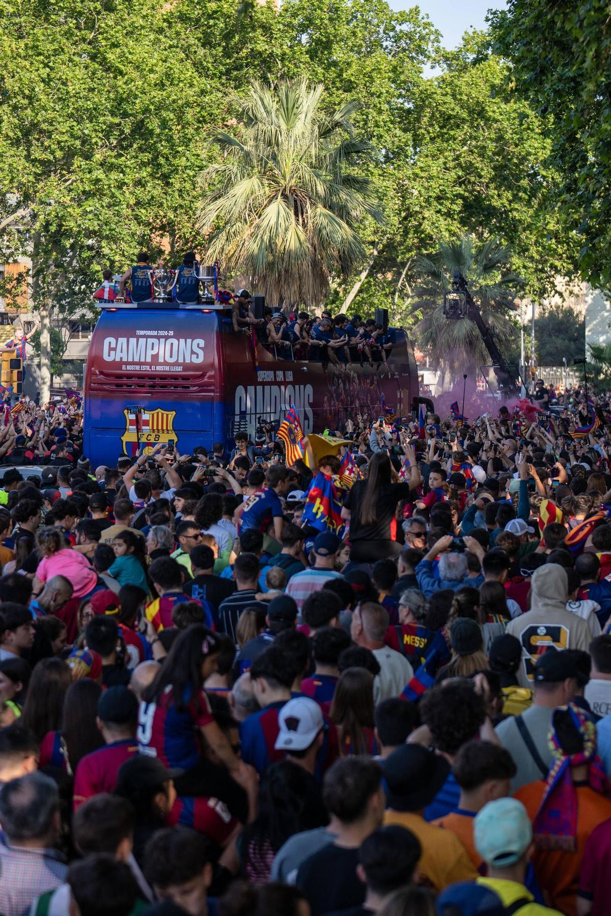 La rúa del Barça por las calles de Barcelona