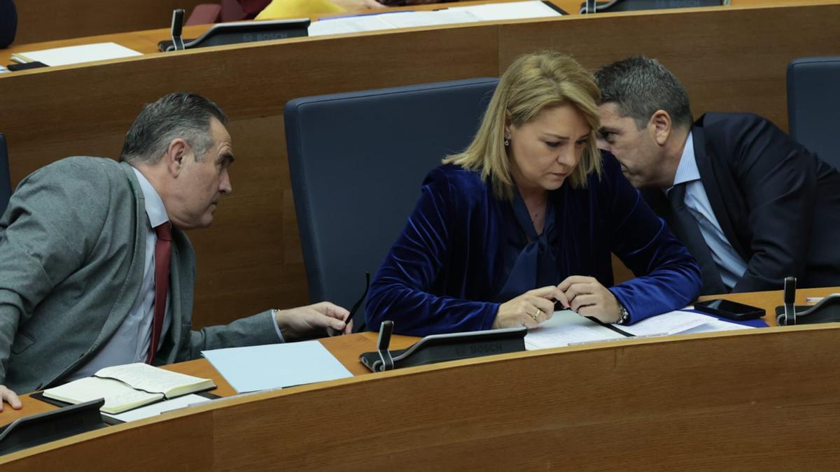 Mazón, Camarero y Gan Pampols, este jueves en las Corts