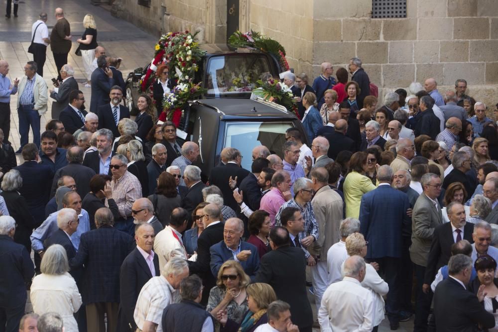 Adiós a Antonio Vivo entre aplausos