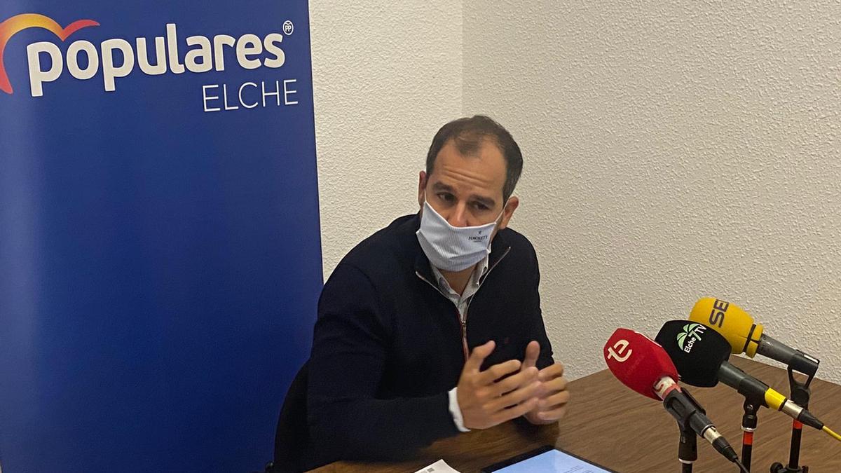 El portavoz adjunto del PP en Elche, José Navarro