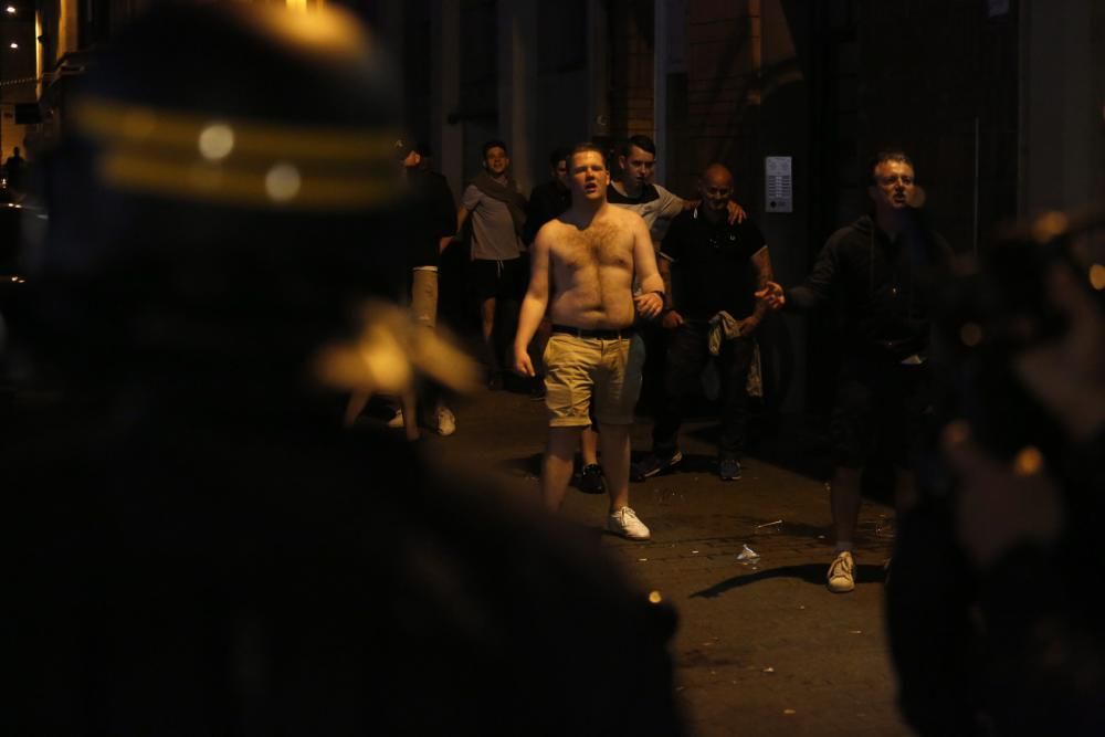 Hinchas ingleses y rusos volvieron a enfrentarse en la ciudad francesa.