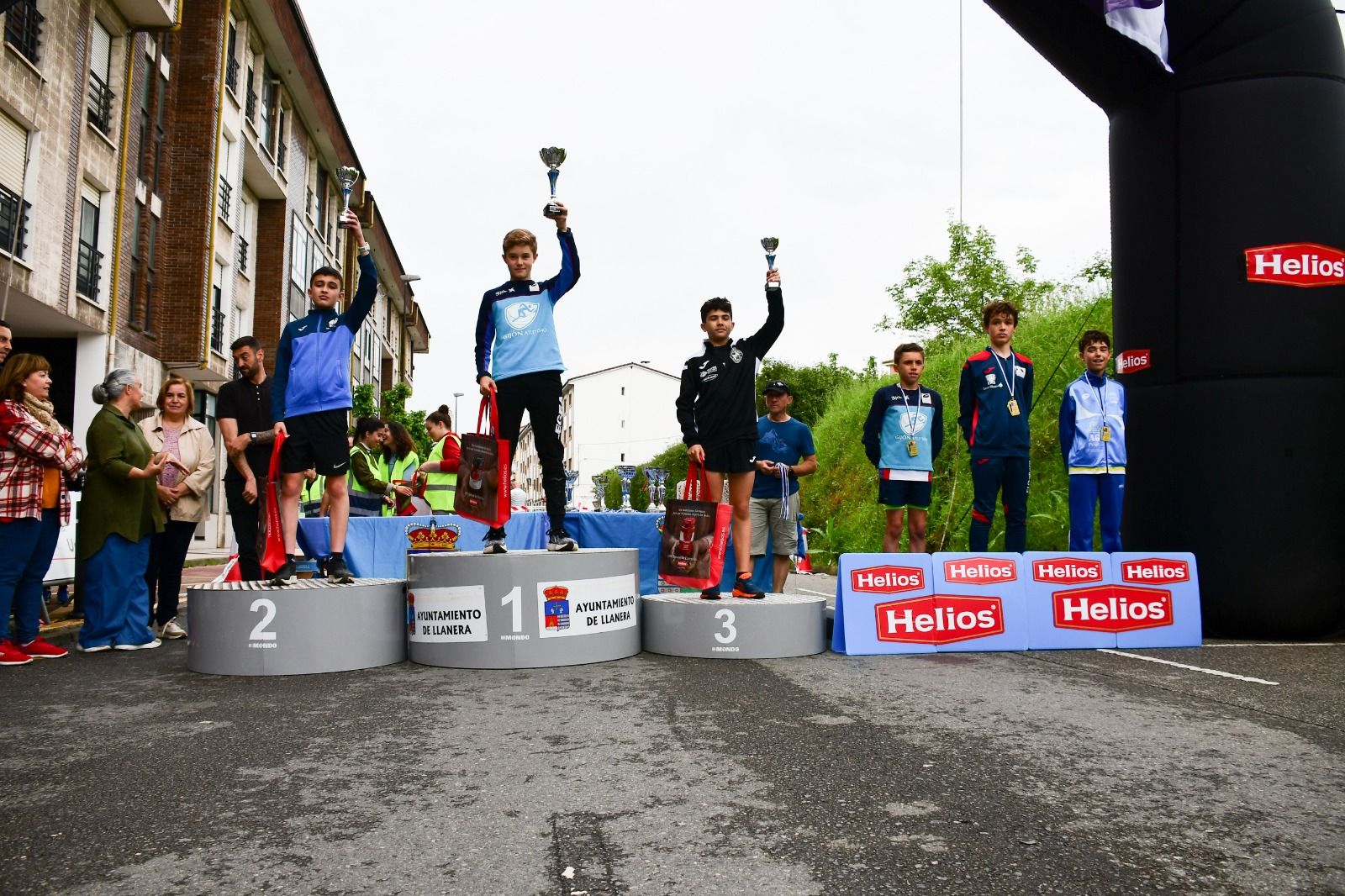 Moha Bakkali y Mariam Benkert se imponen en una competición que fue "una fiesta del atletismo"