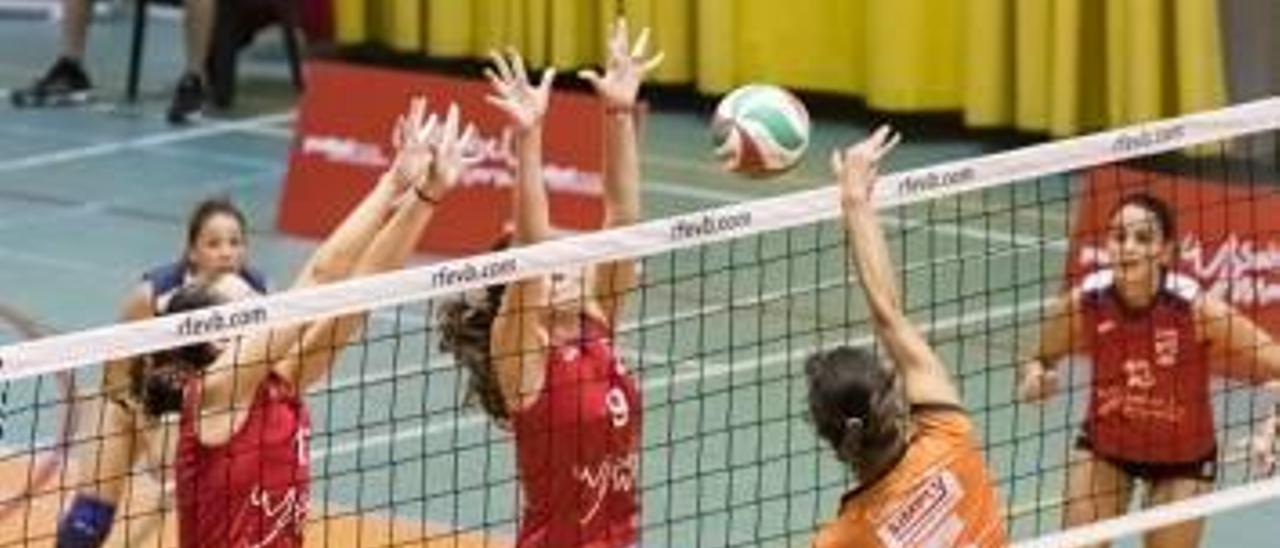 El Xàtiva Voleibol femenino gana al Teruel y sigue en puestos de cabeza