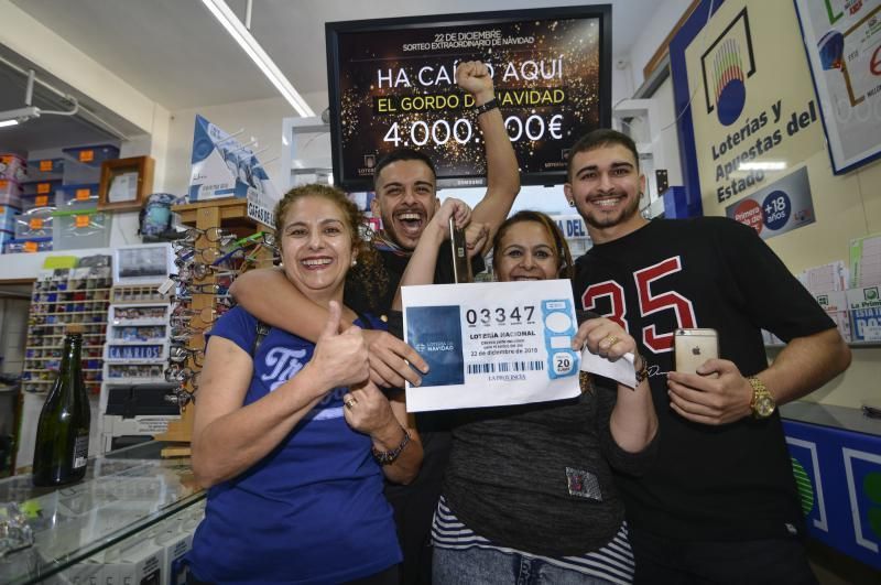 22/12/2018 SARDINA DE GÁLDAR. Lotería de Navidad, boleto premiado con el Gordo de Navidad. FOTO: J. PÉREZ CURBELO  | 22/12/2018 | Fotógrafo: José Pérez Curbelo