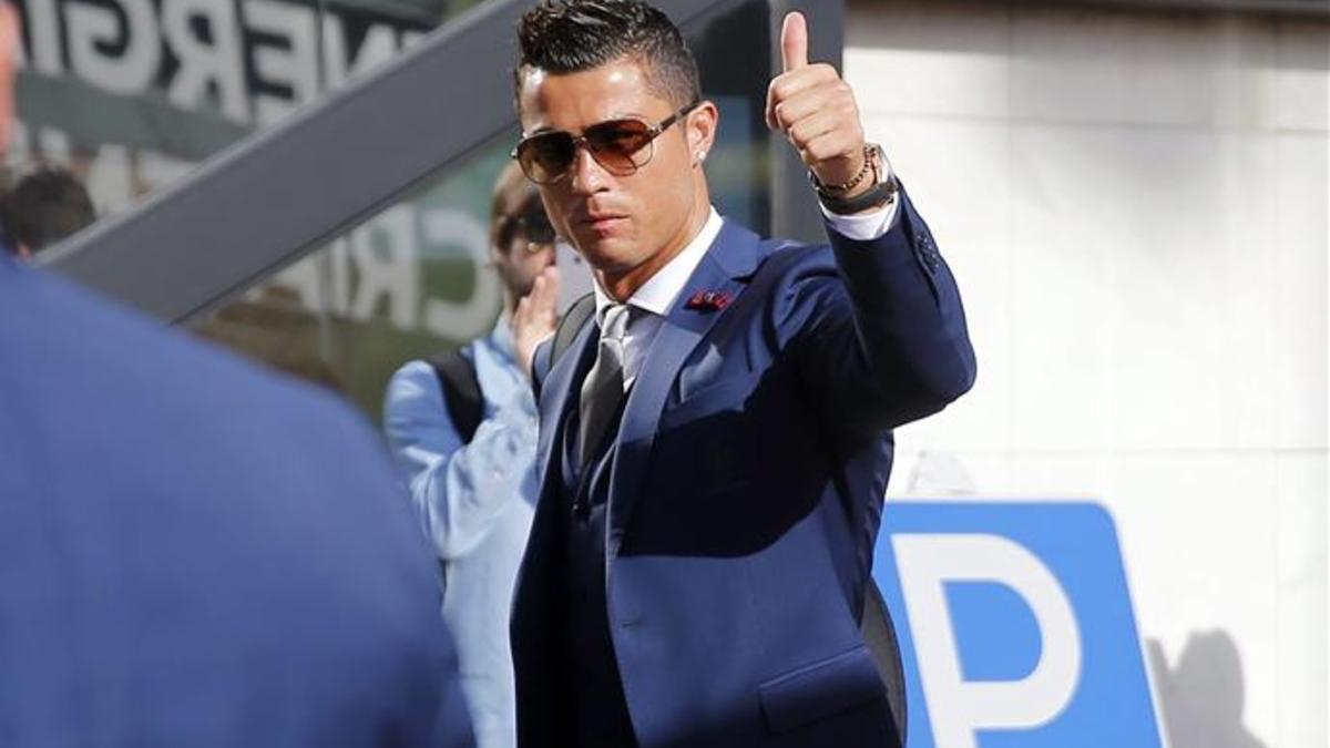 Cristiano, antes de emprender viaje hacia Francia para disputar la Eurocopa