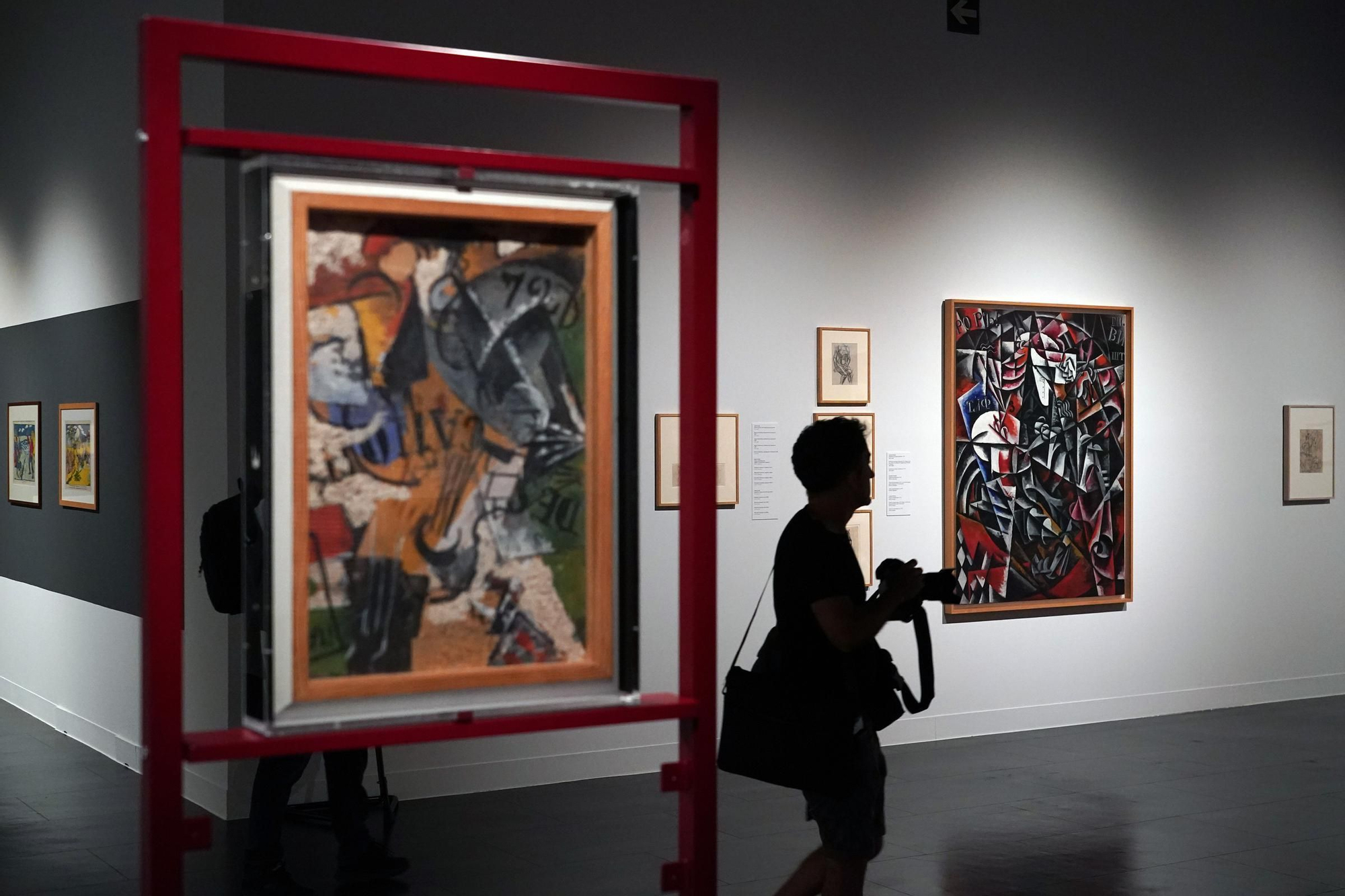 La exposición 'Utopía y vanguardia. Arte ruso en la Colección Costakis', en fotos 