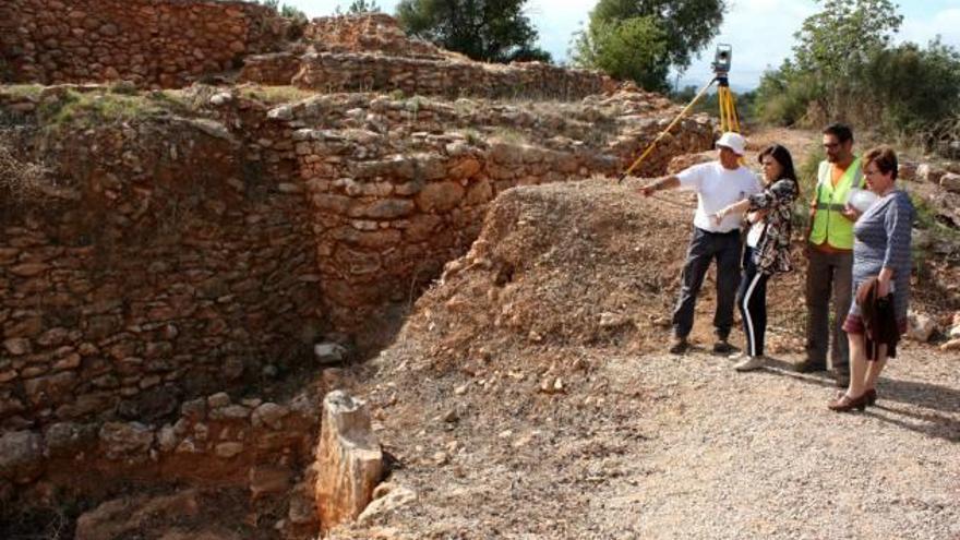 Visita a las excavaciones del Torrelló de Almassora.