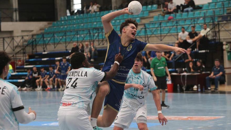 Xabi Gallego (Luceros) y Pablo Arce (Bueu Atlético), convocados por los Hispanos Promesas