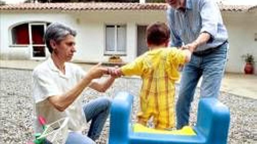 La Junta quiere impulsar las adopciones de niños españoles