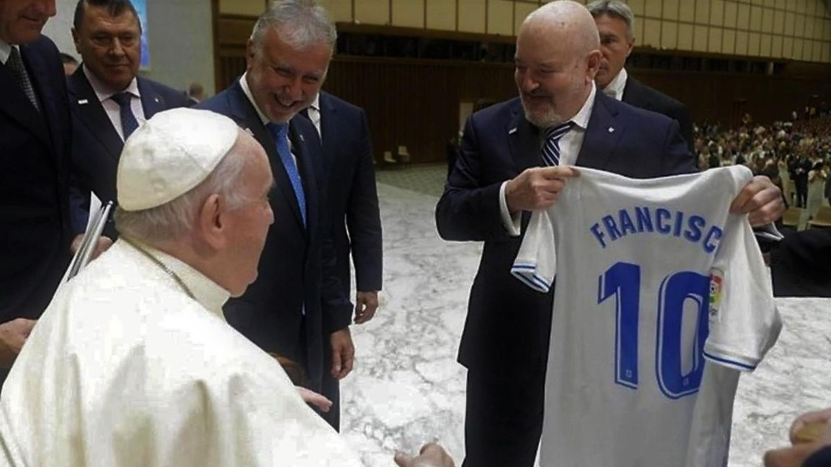 Visita del CD Tenerife al Papa Francisco.