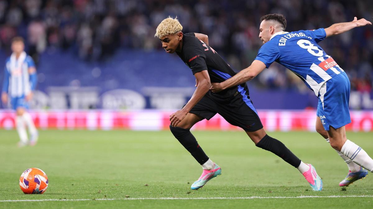 Lamine Yamal, en un duelo ante el Espanyol en el RCDE Stadium.