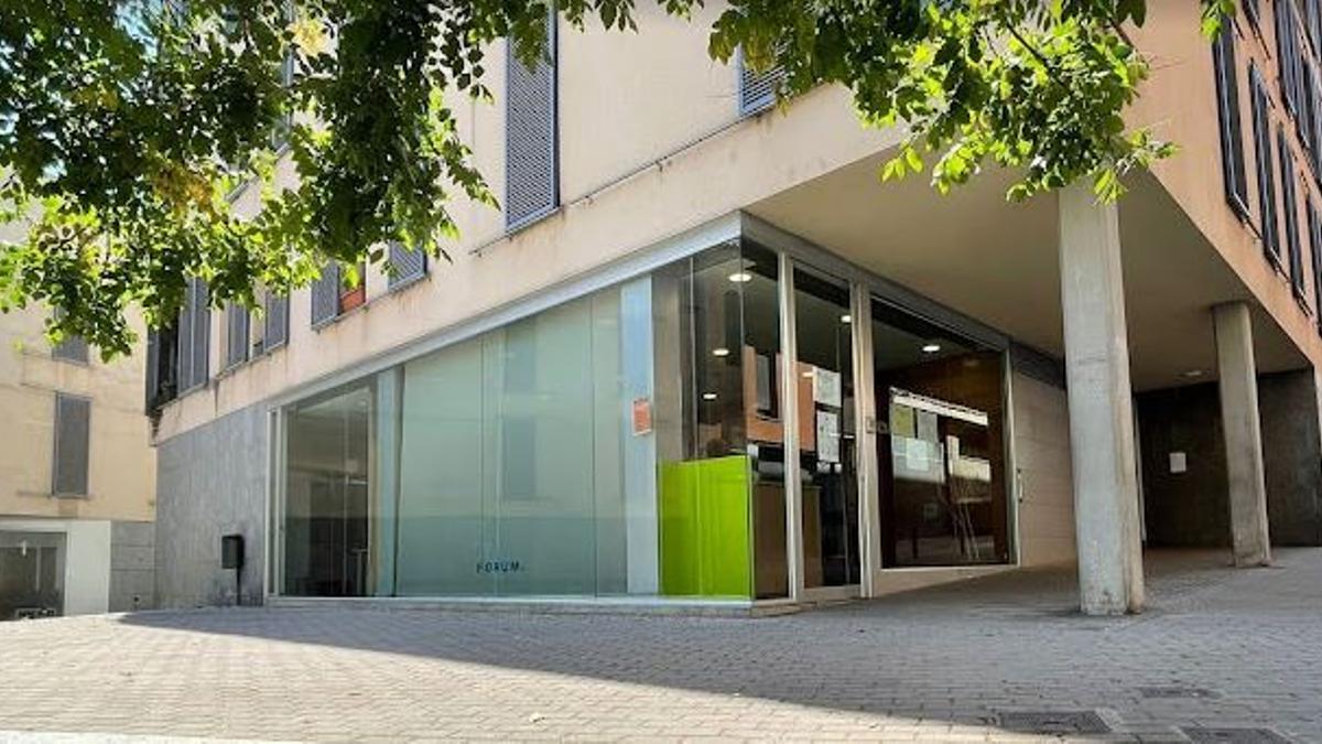 Façana de l'empresa municipal Forum