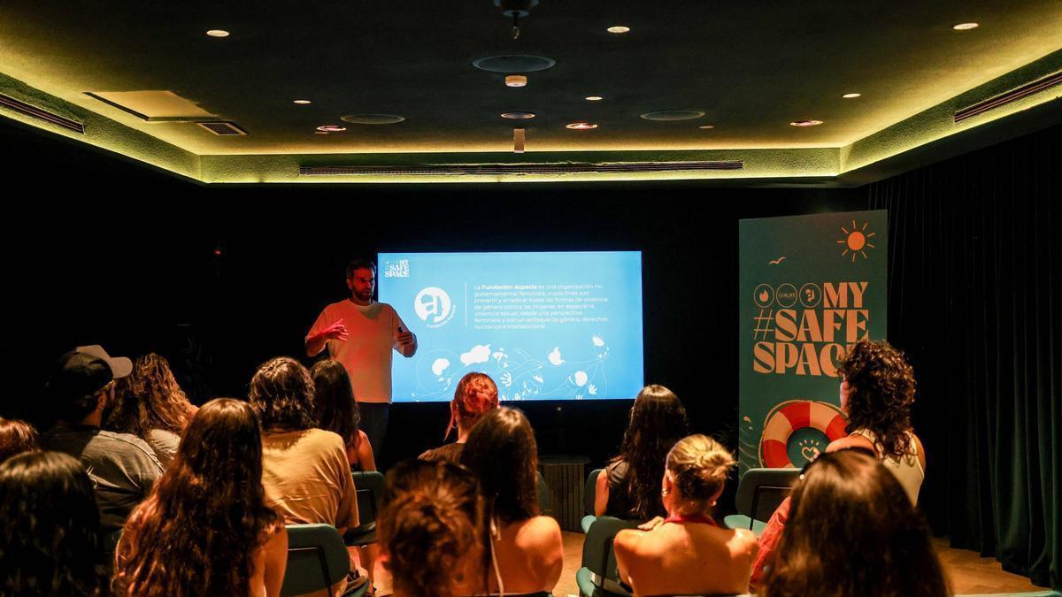 El taller 'My Safe Space' en el hotel The Standard.