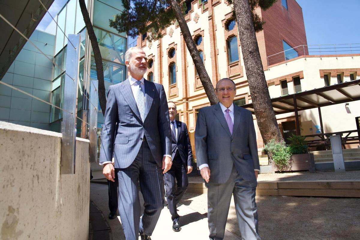 Felipe, rey de España, participa del lll Foro del Mediterráneo en Barcelona Felipe, rey de España, participa del lll Foro del Mediterráneo en Barcelona