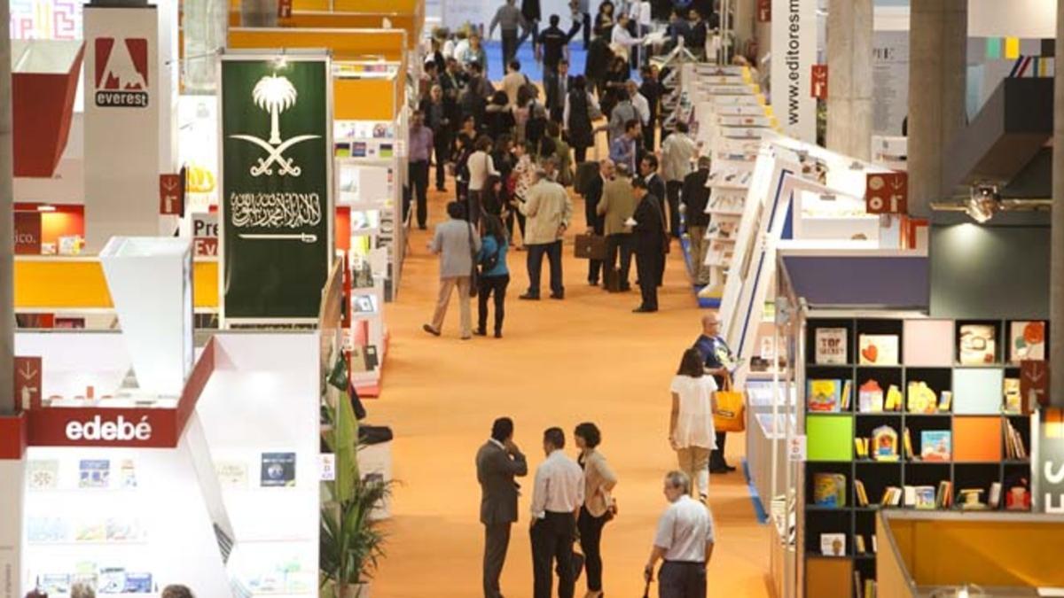 Visitantes en la pasada edición de la feria Liber, dedicada al mundo editorial