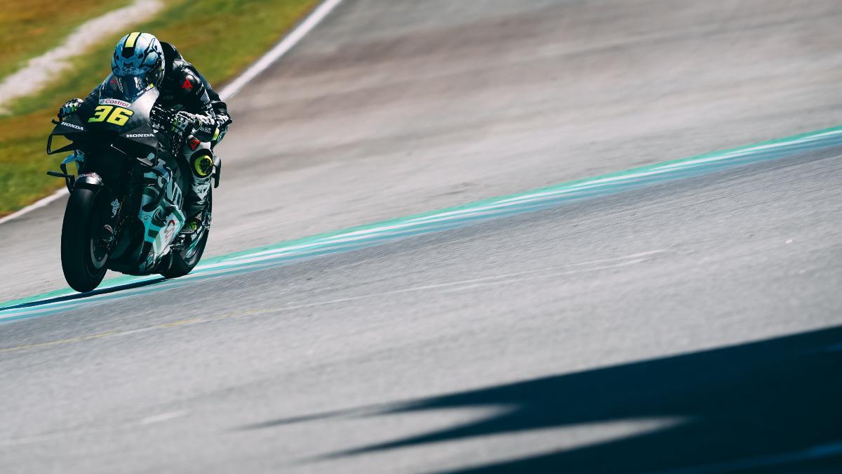 Joan Mir (Honda) ha 'volado' el segundo día de ensayos en Sepang