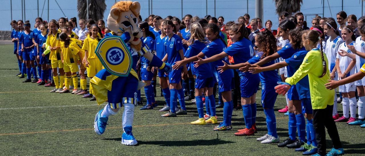 La Liga Junior, el campeonato pionero en España que ha cambiado la cara al fútbol femenino de Tenerife