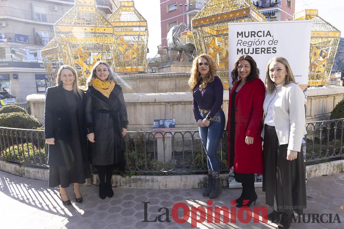 Cehegín rinde homenaje a las mujeres cosedoras de alpargatas