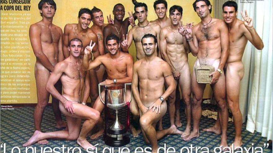 Das Nacktfoto in &quot;Interviú&quot; erinnert an goldene Zeiten des RCD Mallorca.