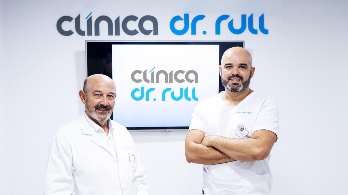 Los doctores José Luis Rull García y José Luis Rull Rivera, quienes dirigen la Clínica Dr. Rull.