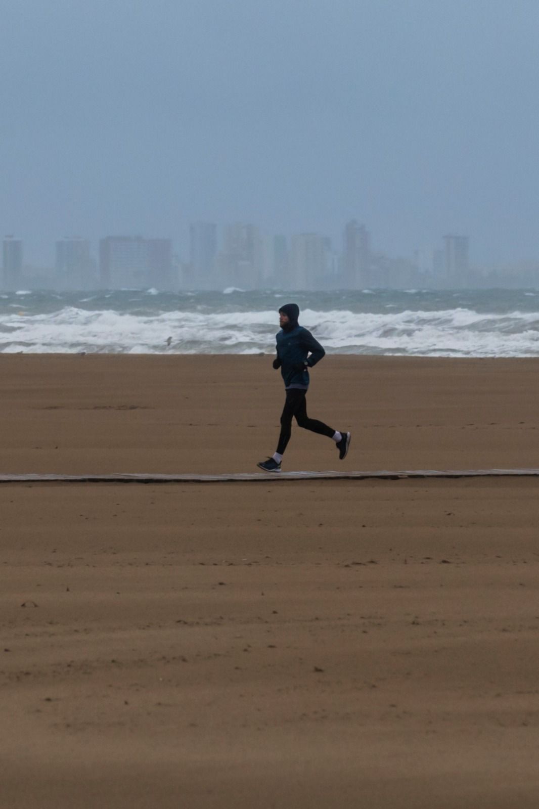 Vuelven las lluvias a València tras un fin de semana cálido