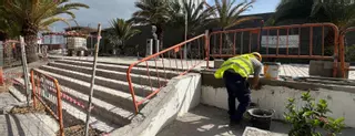 Agaete reforma la deteriorada plaza de León y Castillo