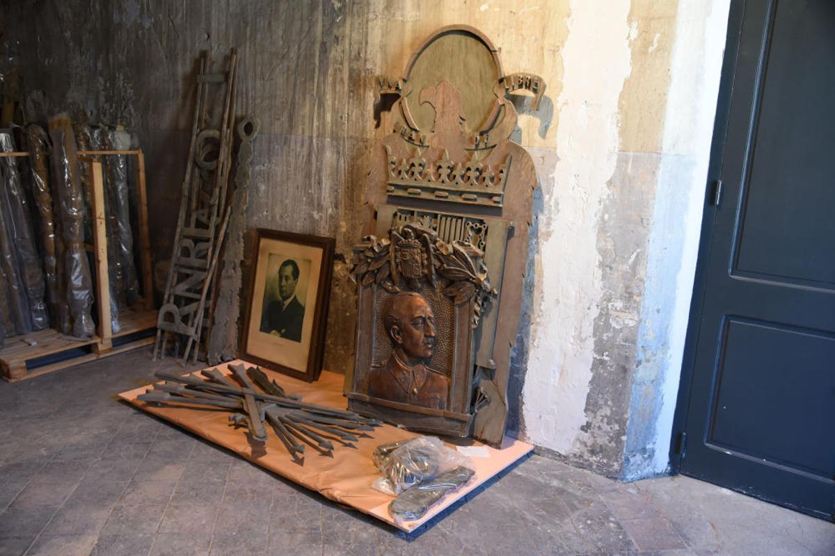Símbols franquistes al Museu Comarcal de Manresa Símbols franquistes al Museu Comarcal de Manresa