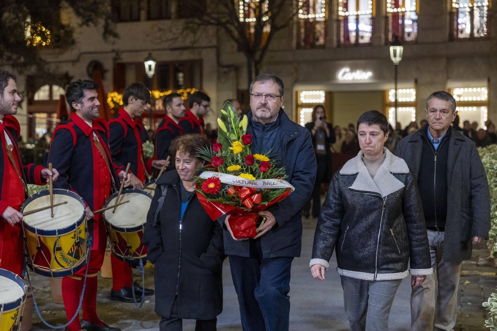 FOTOS | La ofrenda floral en imágenes