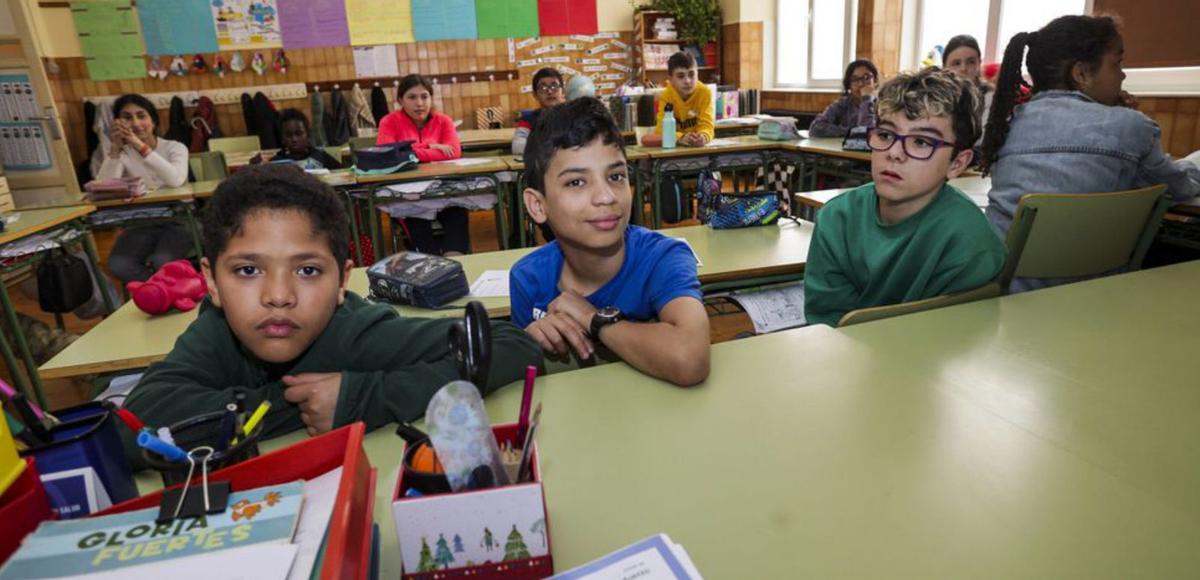 El colegio Pablo Miaja canta con una sola voz