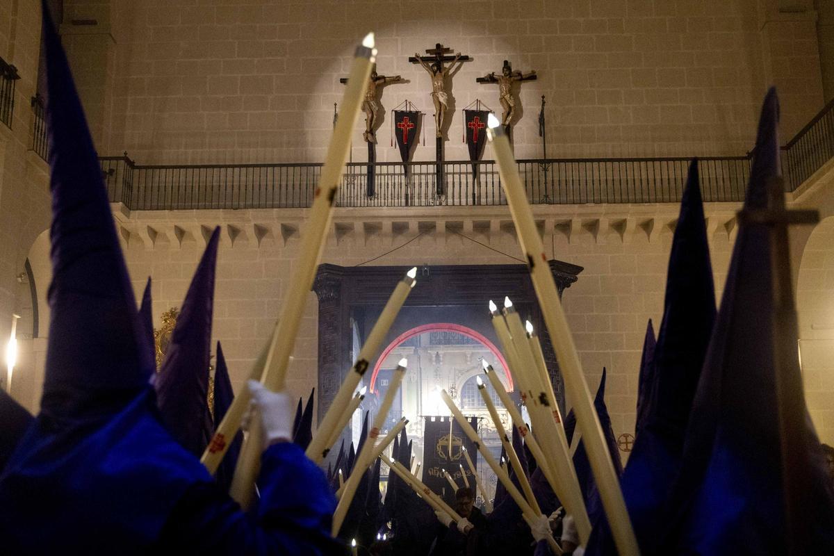 Martes Santo en Alicante 2026: Procesión de la Hermandad de Nuestro Padre Jesús