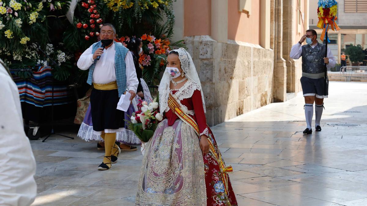 Búscate en el segundo día de Ofrenda por las calles del Mar y Avellanas (entre las 10:00 y 11:00 horas)