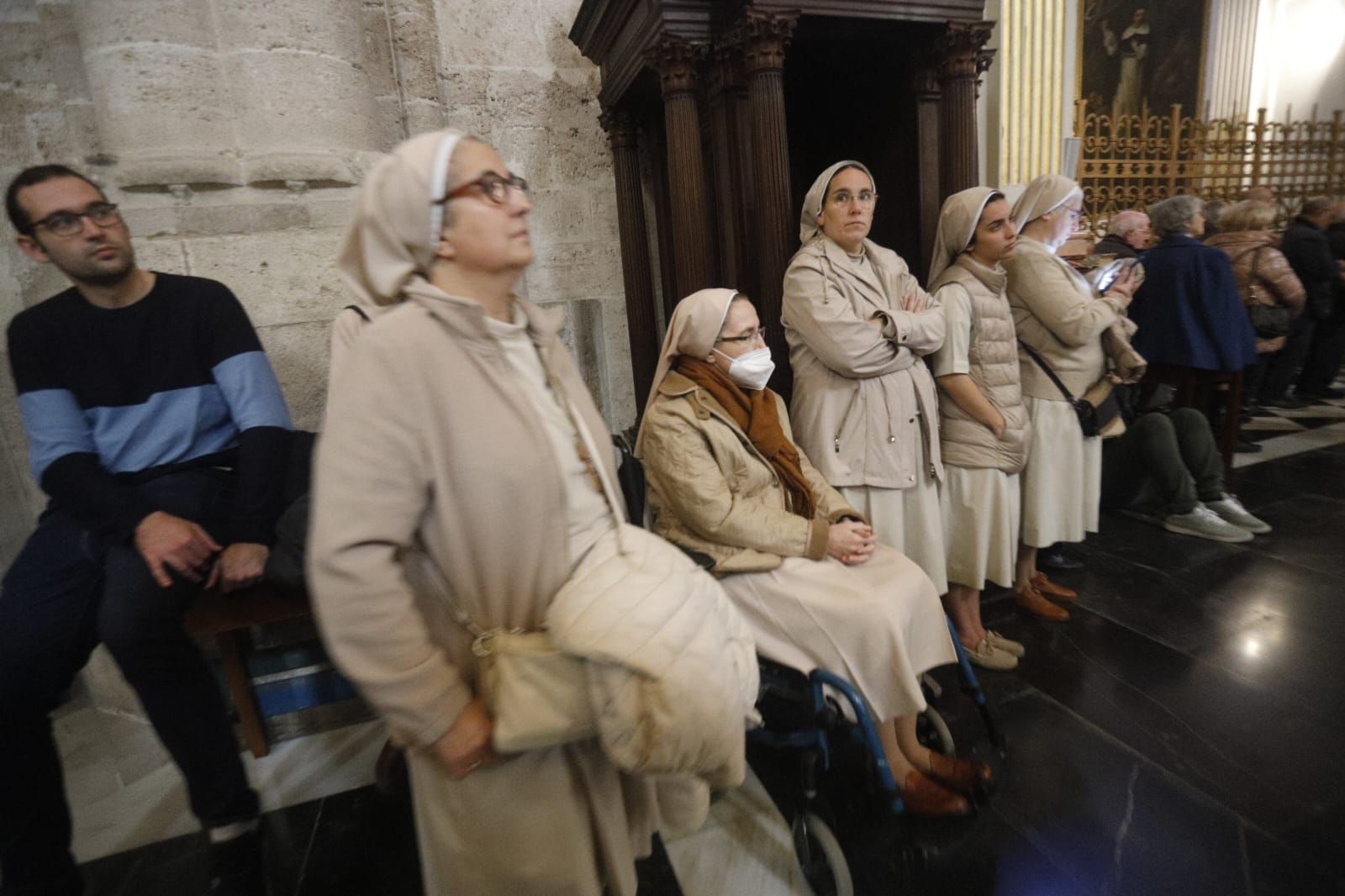 El nuevo arzobispo de València toma posesión en la catedral