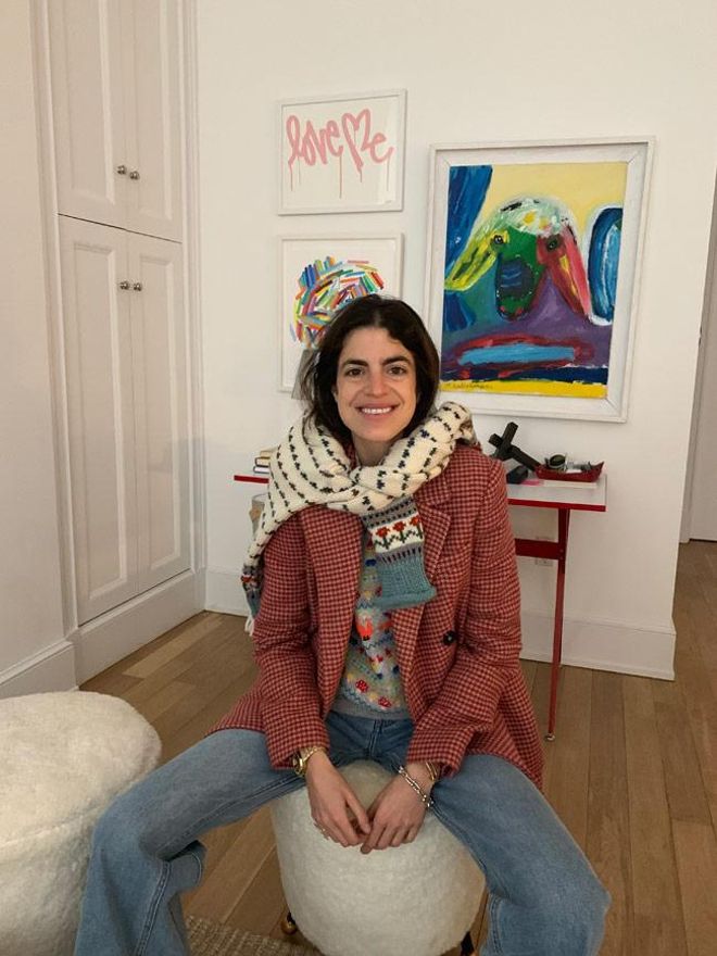 Leandra Medine, con chaqueta-abrigo de Mango