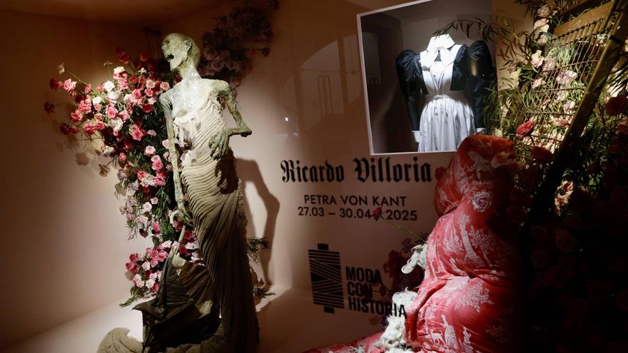 Ricardo Villoria fusiona moda y arte en el Antiguo Instituto de Gijón en &quot;Ángeles y demonios&quot;