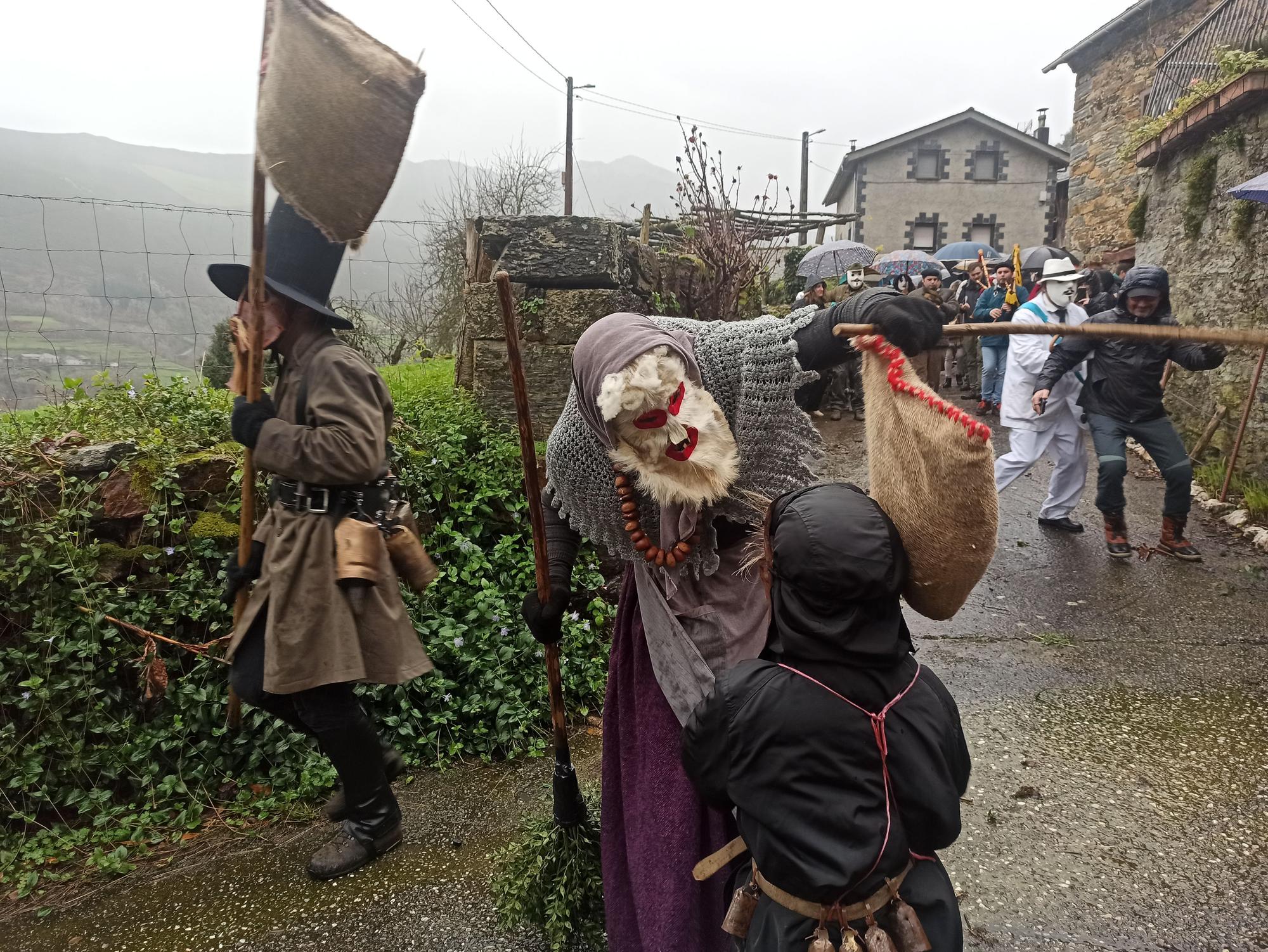 Las trastadas de "Os Reises" vuelven al Valledor