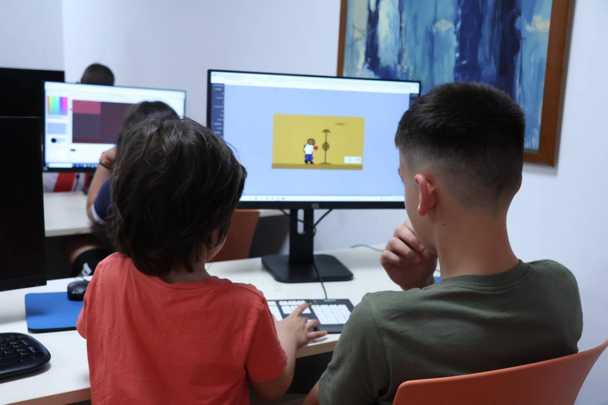 Uno de los juegos desarrollados por los alumnos del curso.