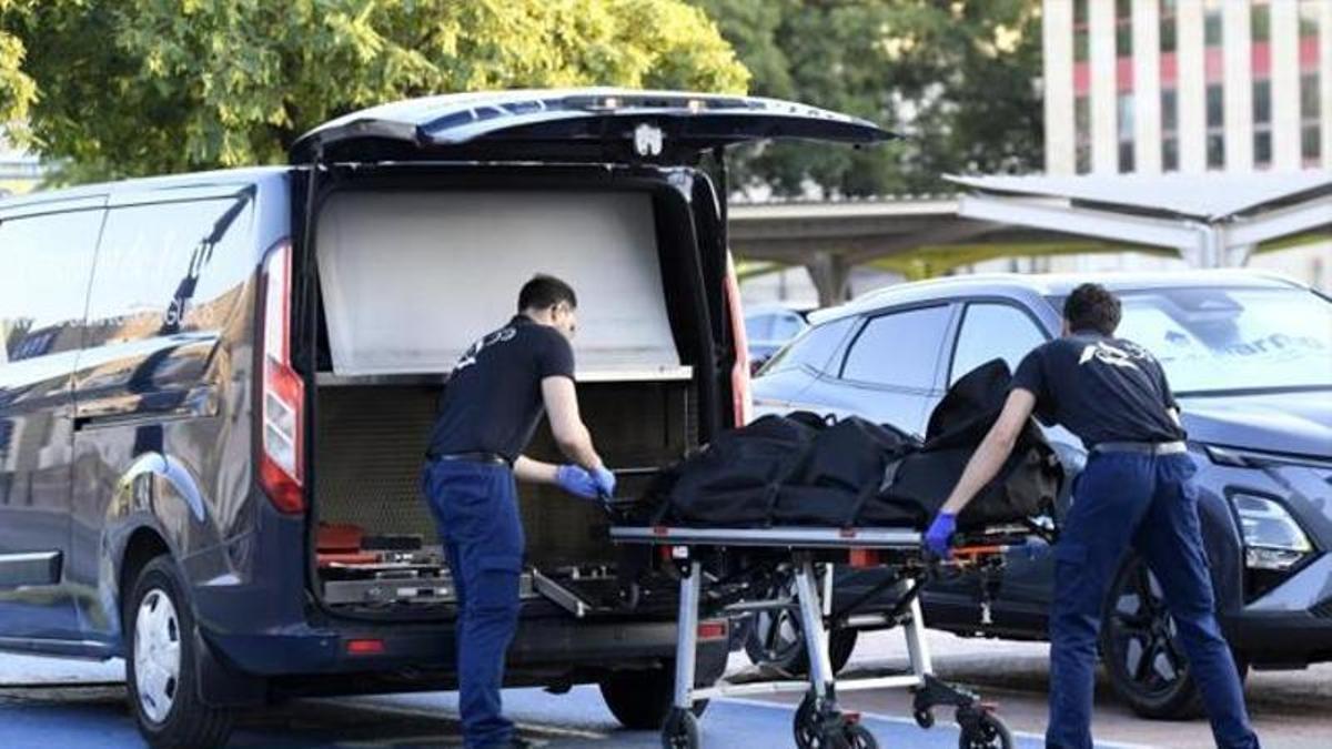 Crimen Murcia | Detenido en Puerto Lumbreras el presunto asesino de su exmujer en el centro comercial de Murcia