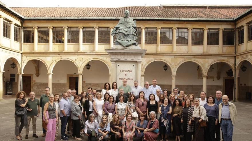 Un grupo de 60 abogados se reencuentran al cumplir 40 años del inicio de la carrera