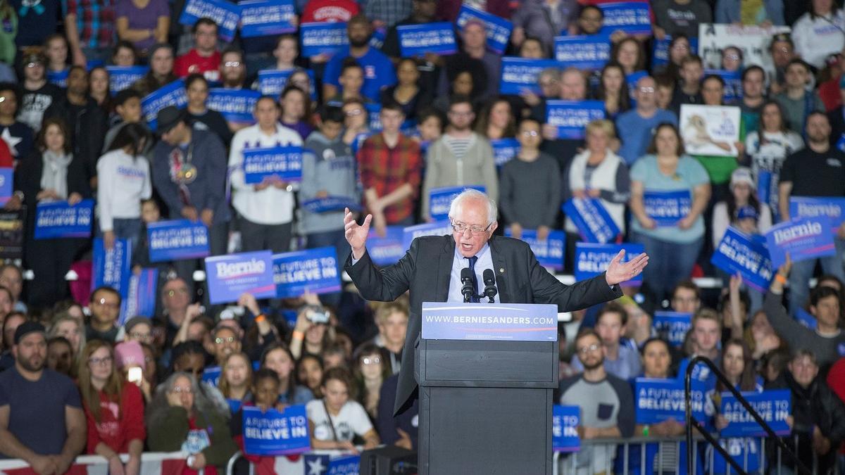 Bernie Sanders, durante un acto de campaña en Madison (Wisconsin).