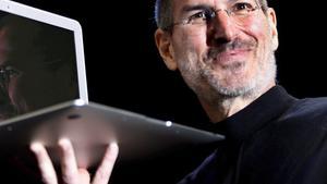 Apple celebra mig segle amb la IA com a gran amenaça a la seva hegemonia